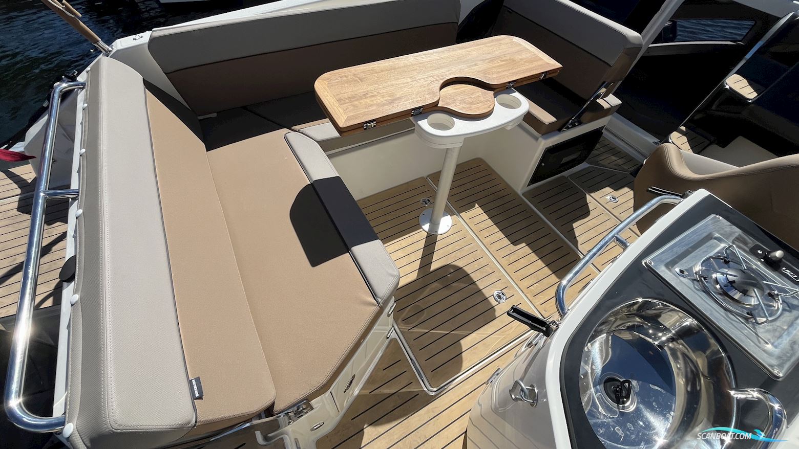 Quicksilver Activ 755 Cruiser