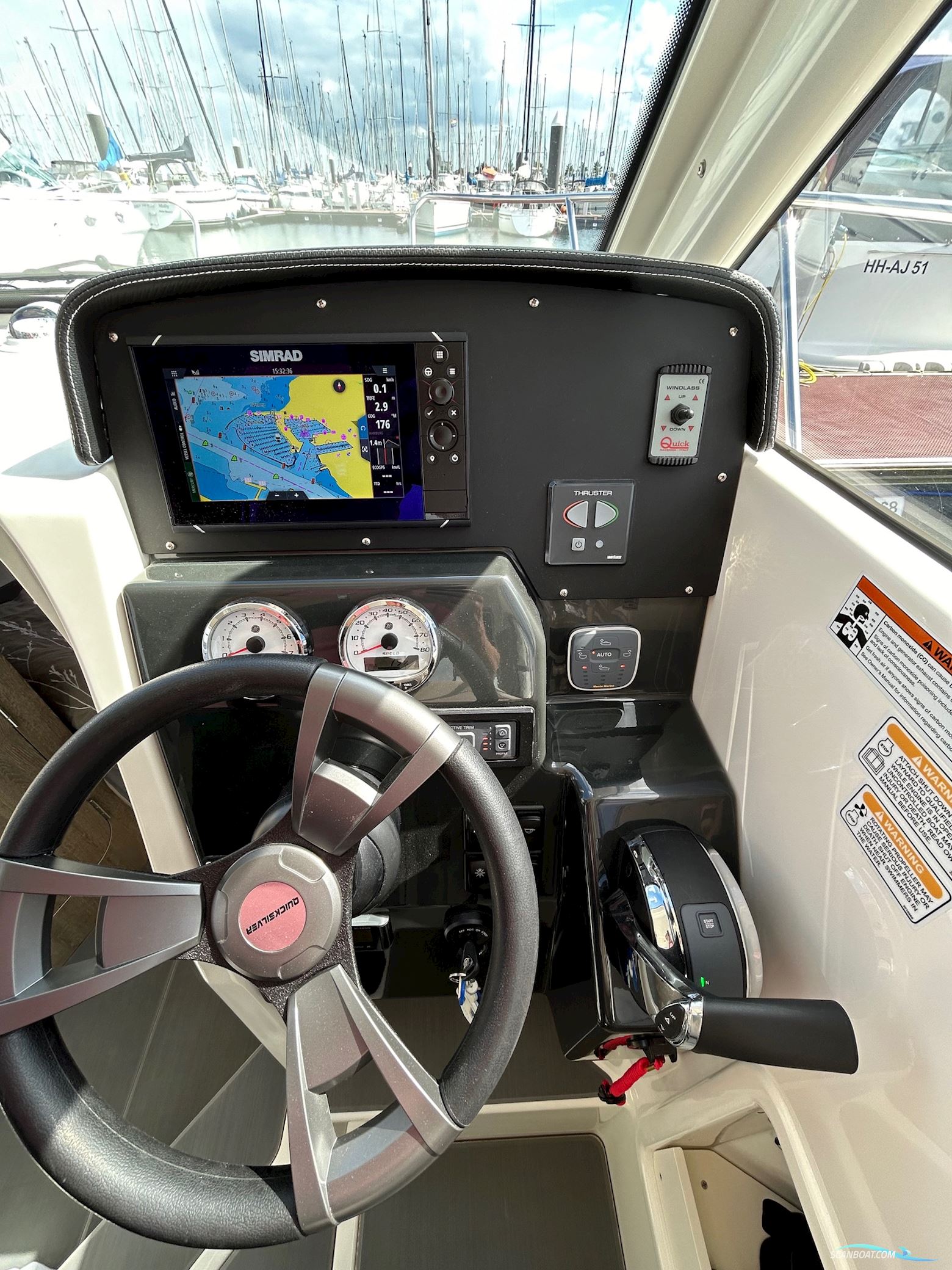 Quicksilver Activ 755 Weekend