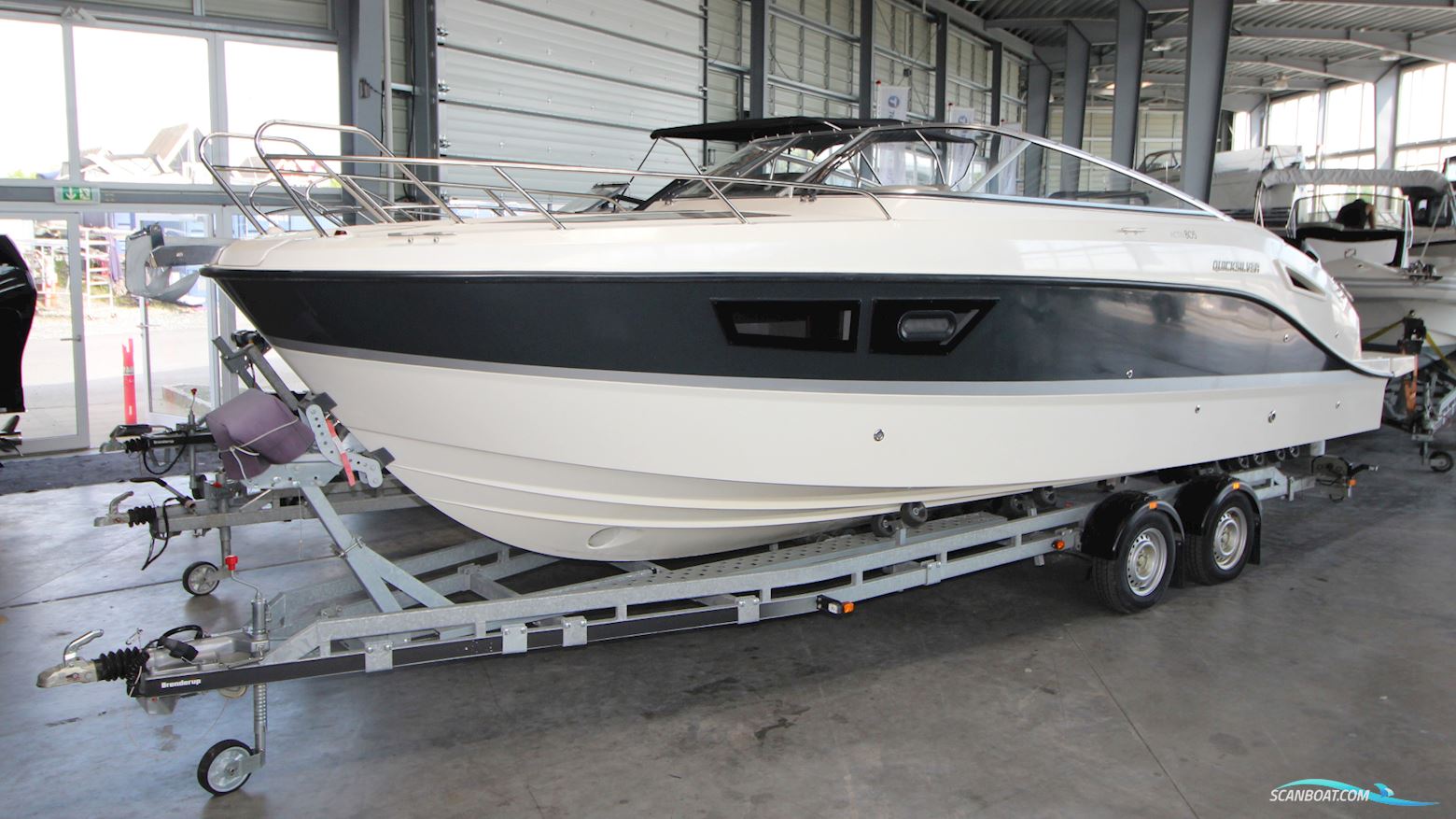 Quicksilver Activ 805  
