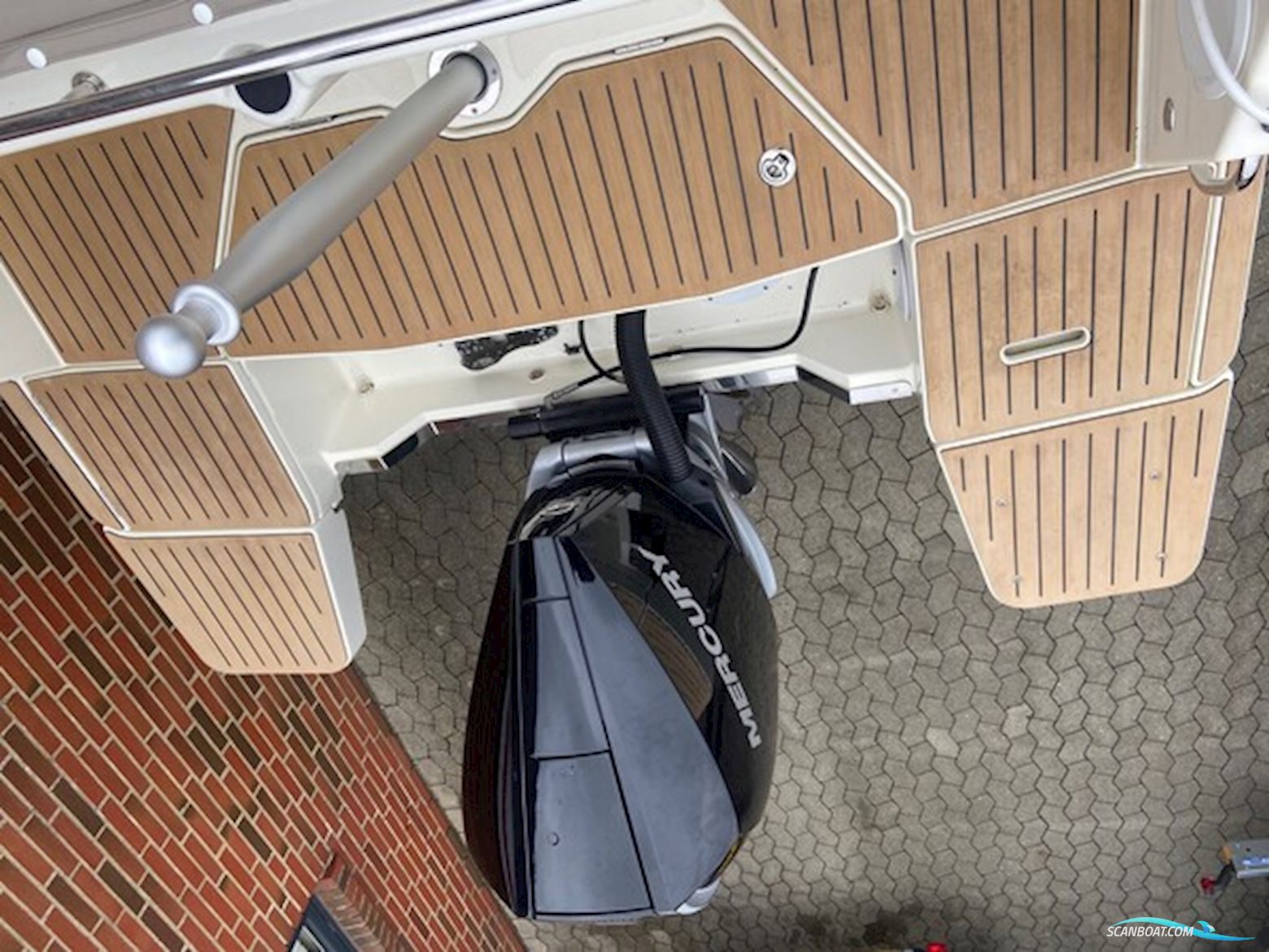 Quicksilver Activ 805 Cruiser m/Mercury F300 hk V8 Verado