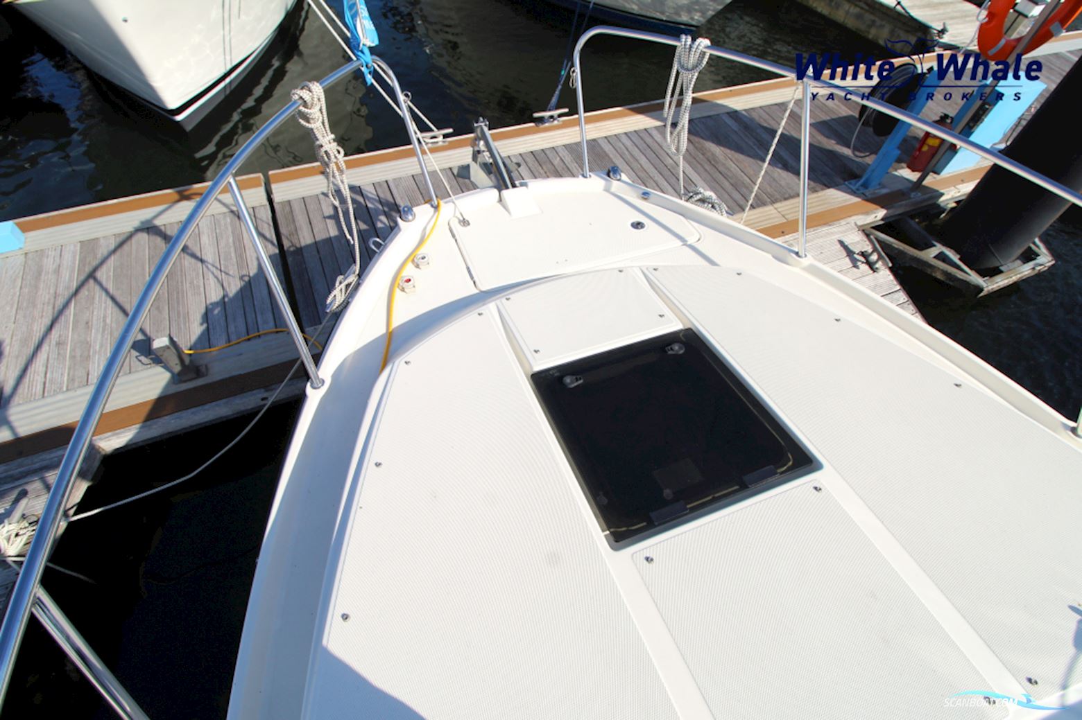 Quicksilver Activ 855 Cruiser