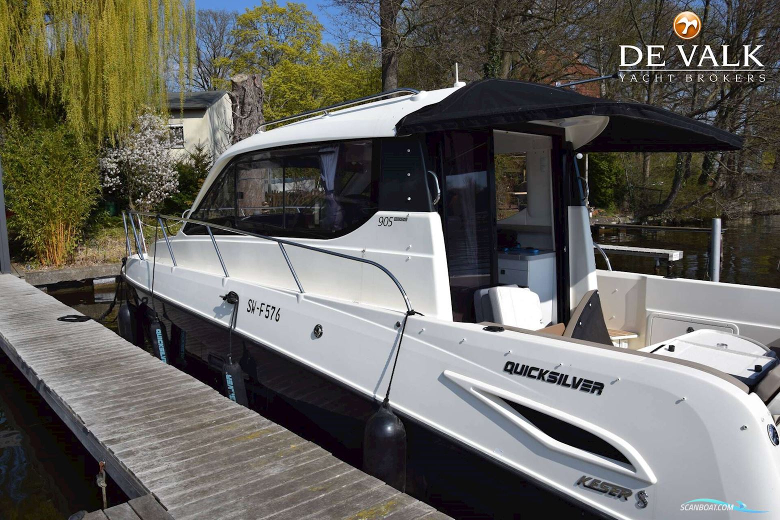 Quicksilver Activ 905 Weekend