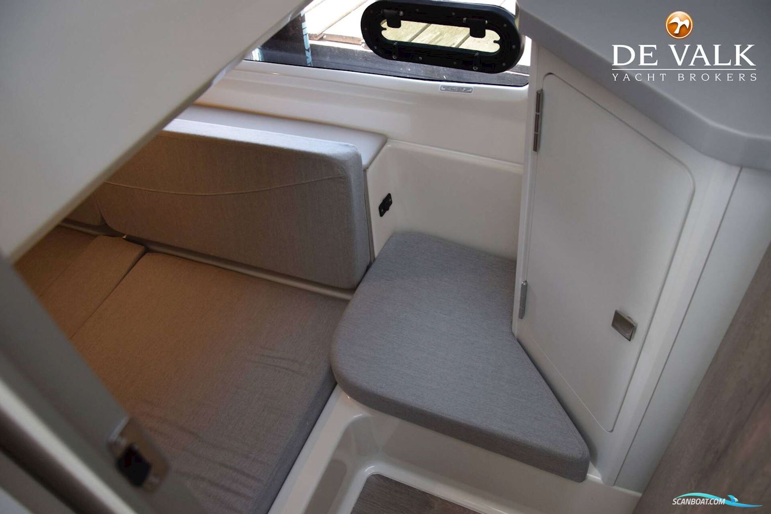 Quicksilver Activ 905 Weekend