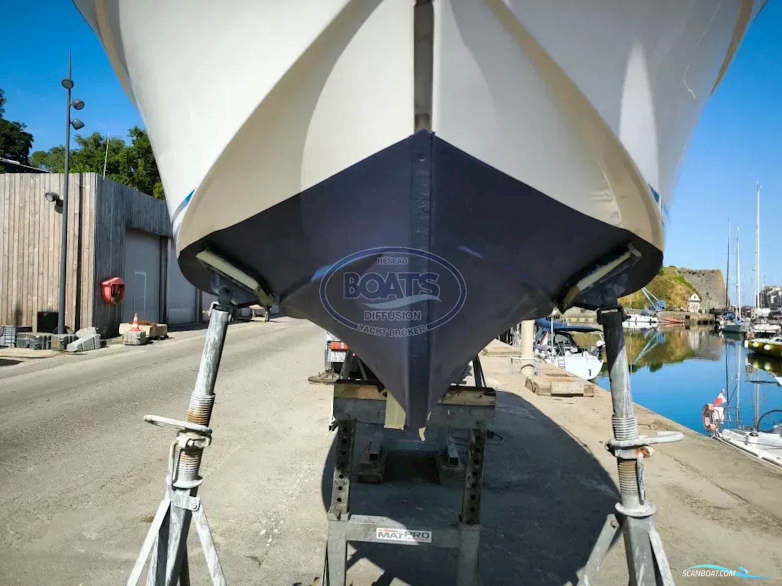 Quicksilver ARVOR 250