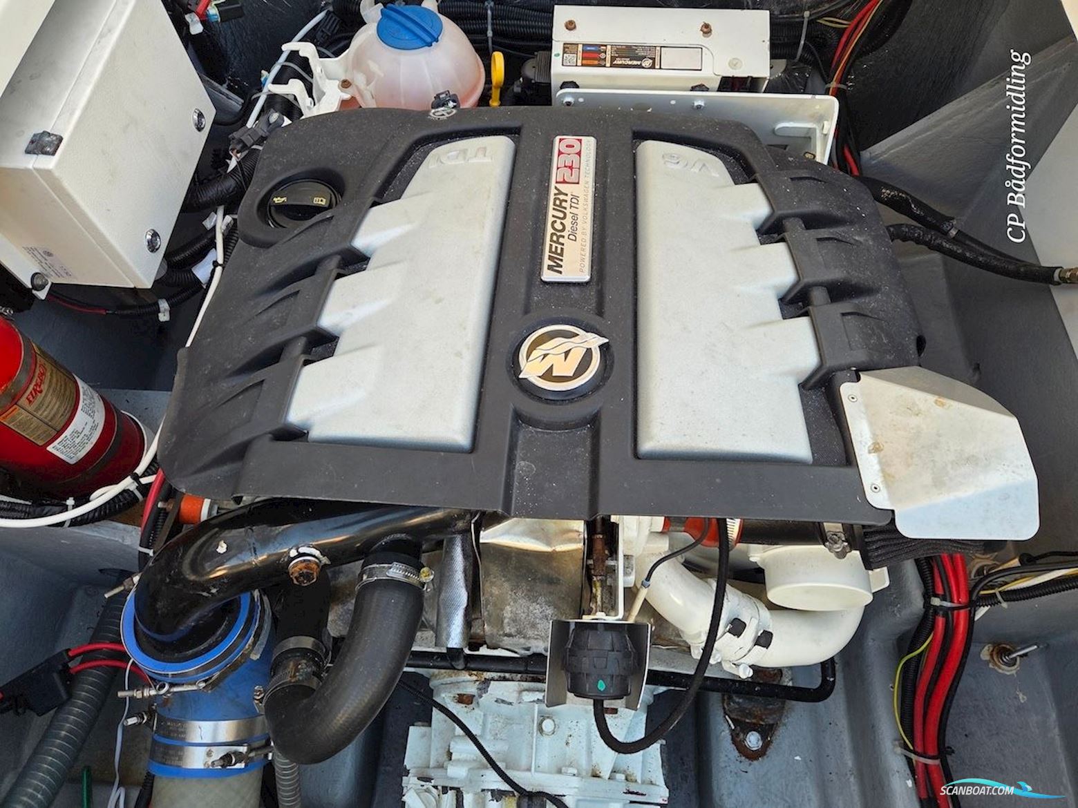 Quicksilver Arvor 810 Pilothouse