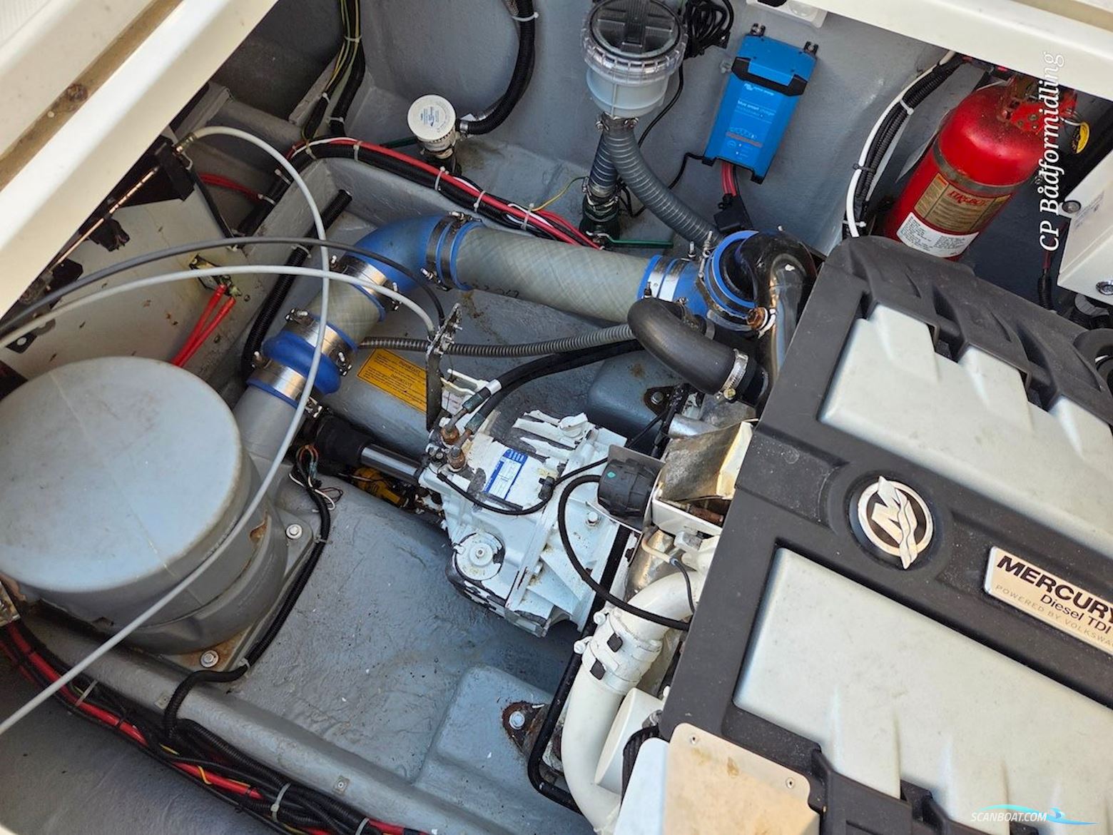 Quicksilver Arvor 810 Pilothouse