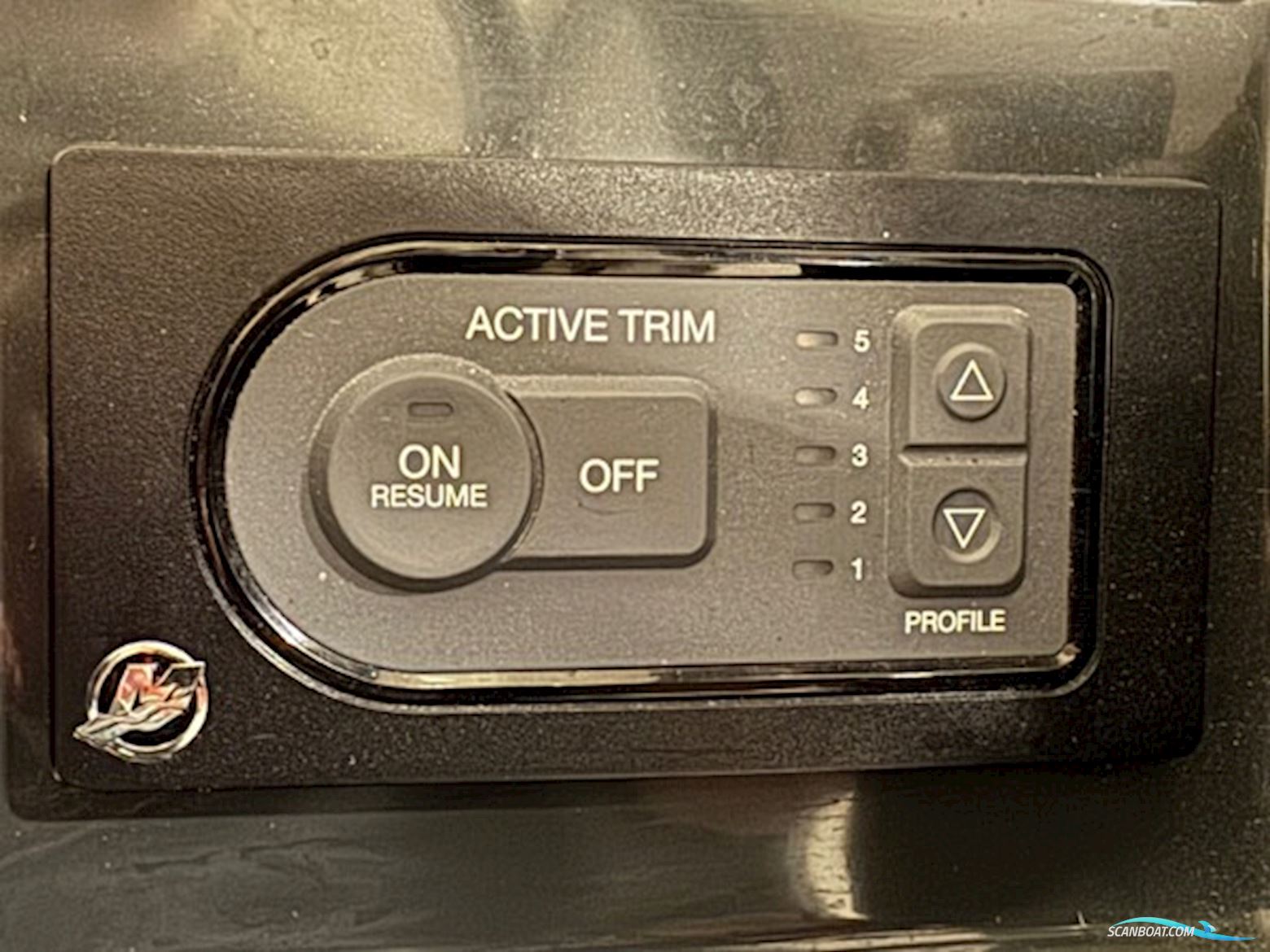 Quicksilver Captur 705 Pilothouse Med 225 hk Mercury-Efi DS 3,4L V6 XL - Alt i Udstyr.