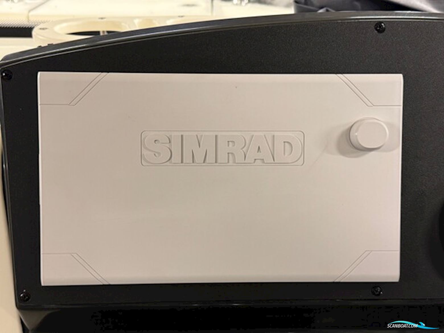 Quicksilver Captur 705 Pilothouse Med 225 hk Mercury-Efi DS 3,4L V6 XL - Alt i Udstyr.