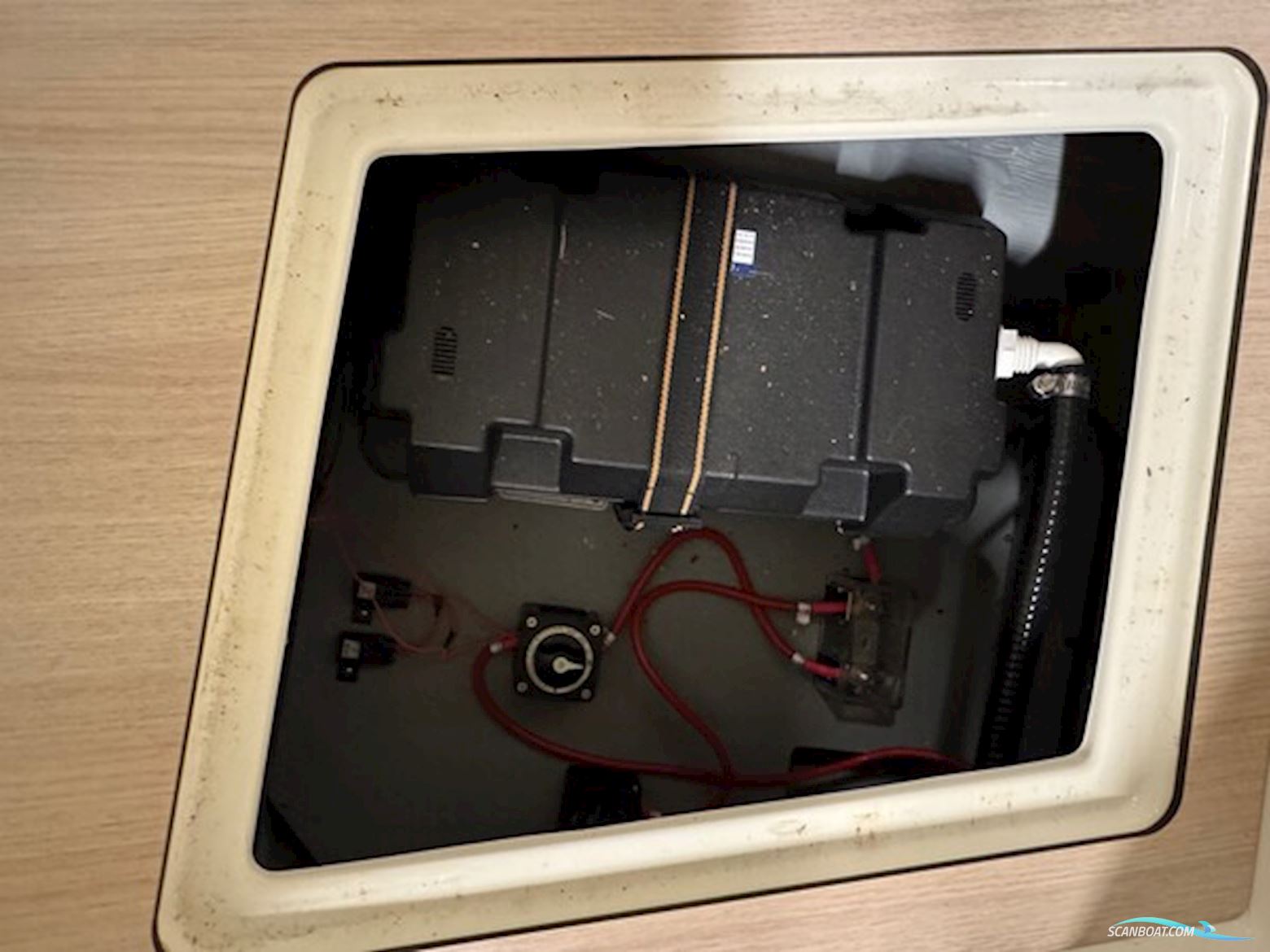 Quicksilver Captur 705 Pilothouse Med 225 hk Mercury-Efi DS 3,4L V6 XL - Alt i Udstyr.