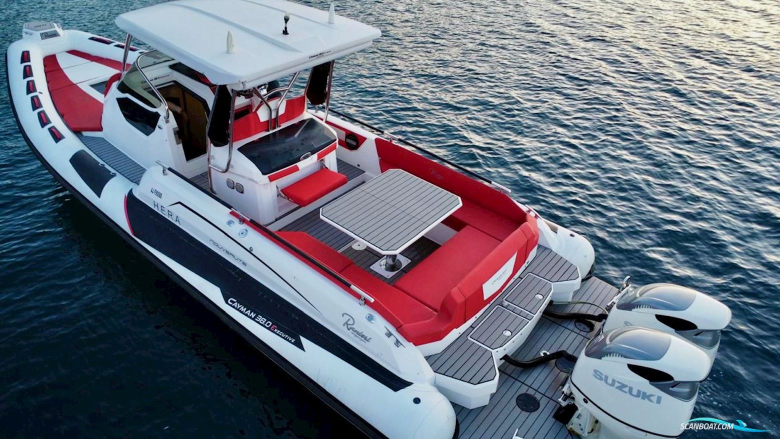 Rainieri Cayman 38 Exécutive