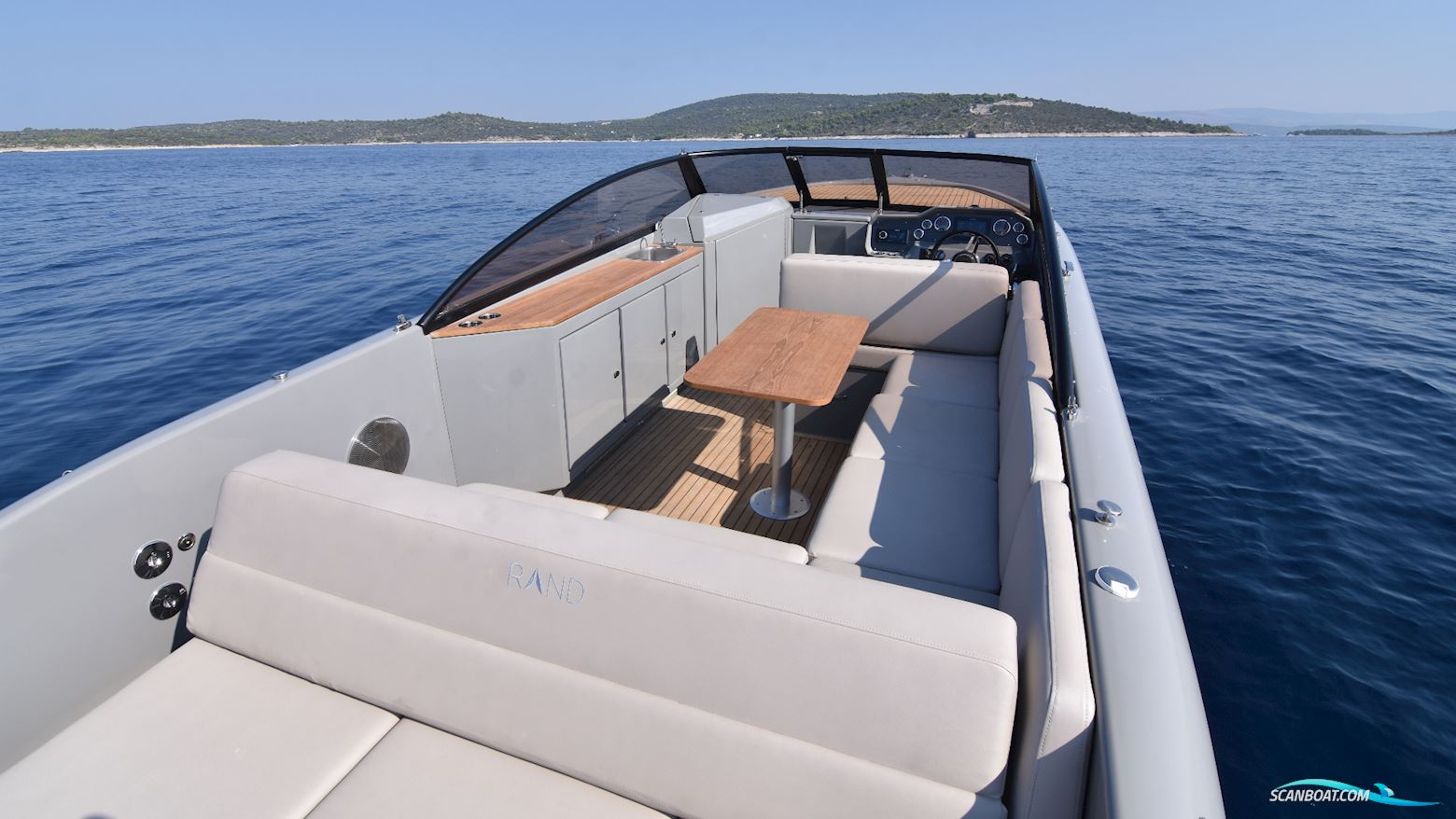 Rand Leisure 28 