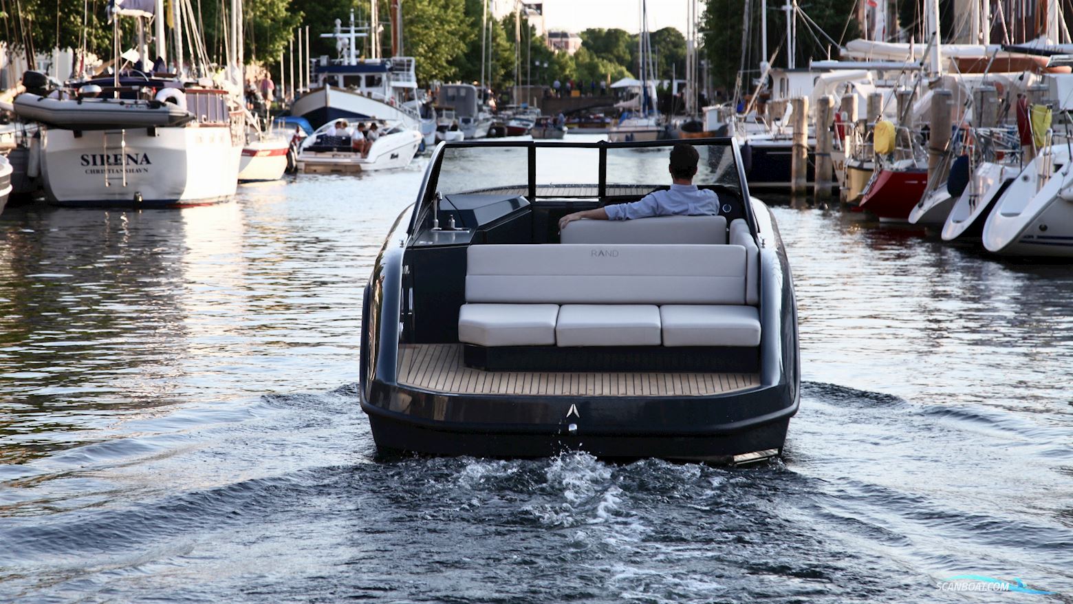 Rand Leisure 28 