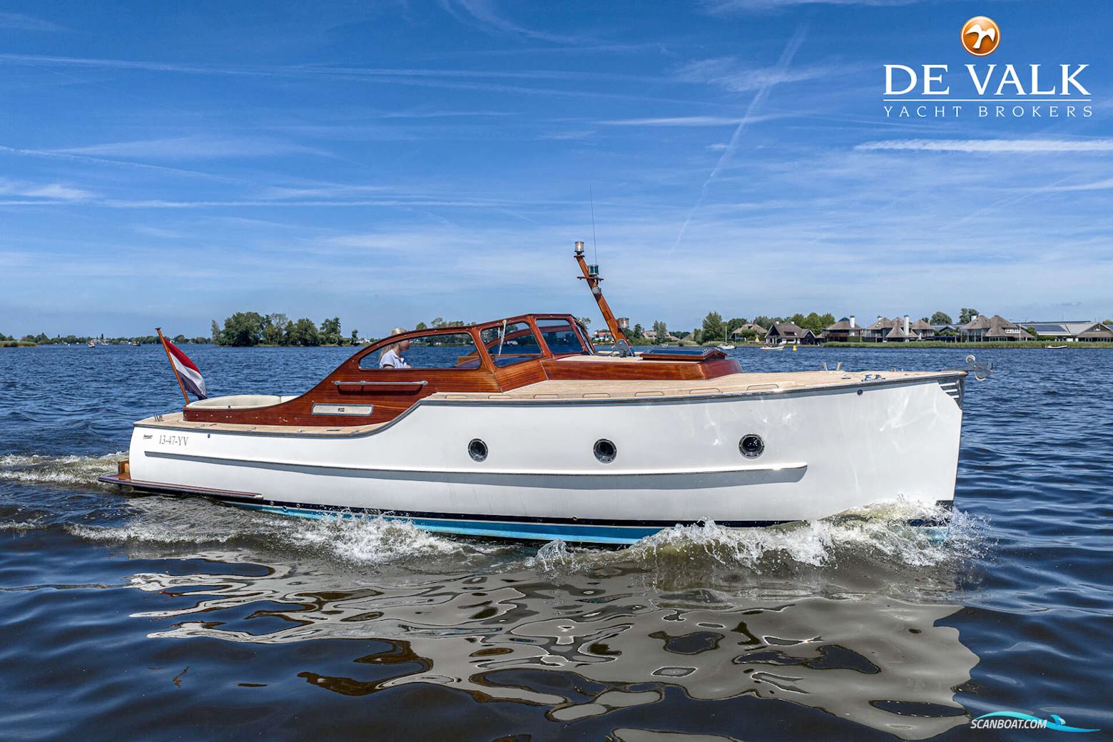 Rapsody 33 Motorboat 2005, with Volkswagen  engine, The Netherlands