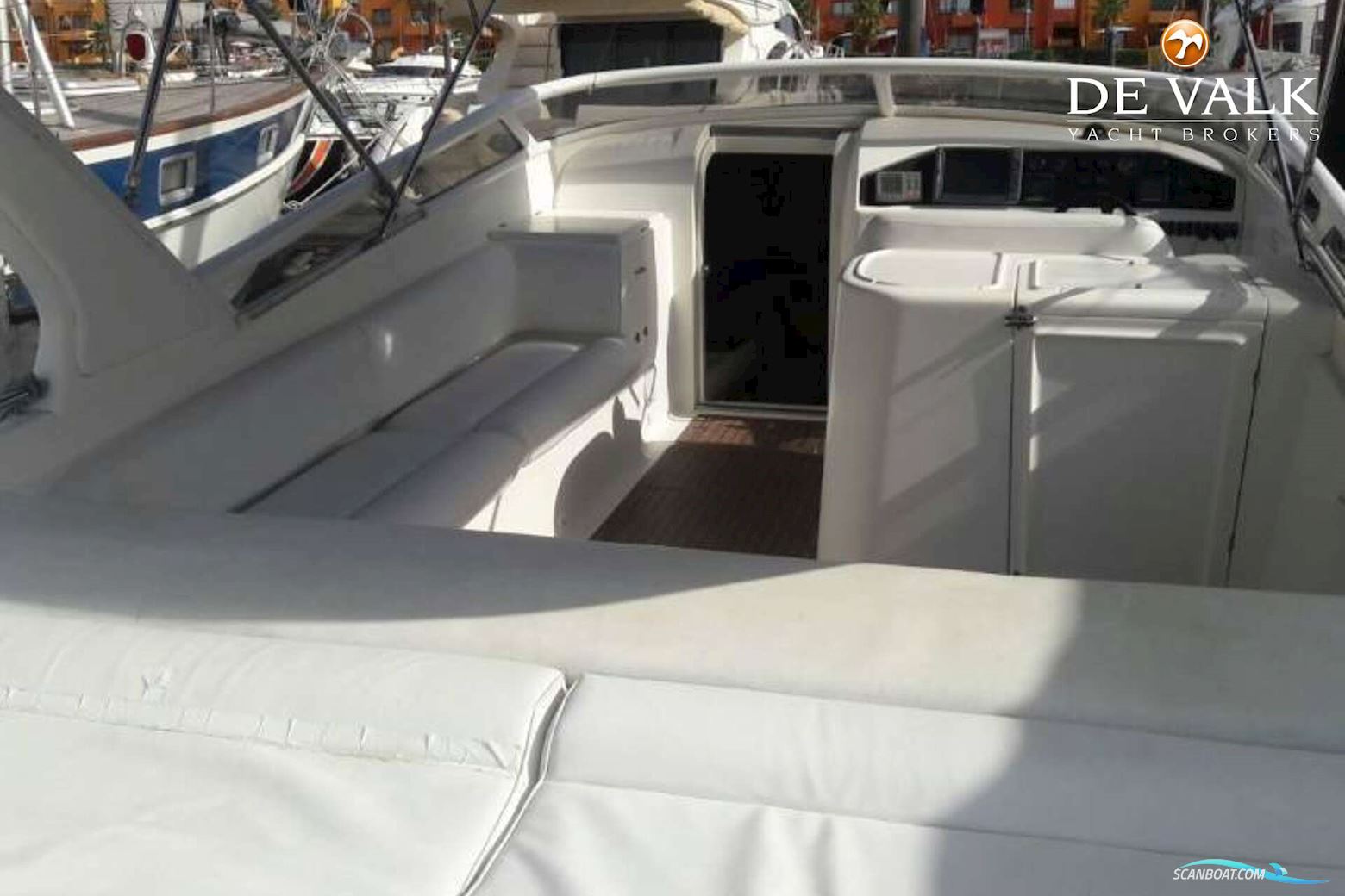 Real Powerboats Revolution 46