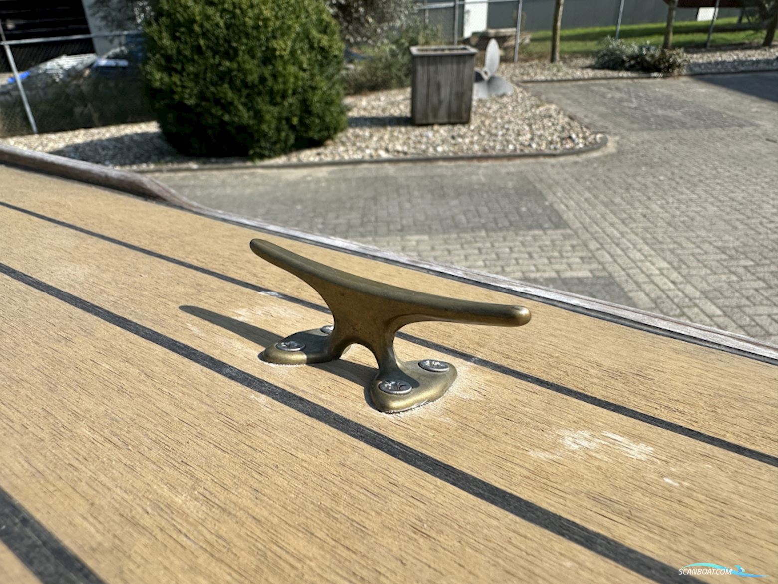 Reddingssloep 695 Electric