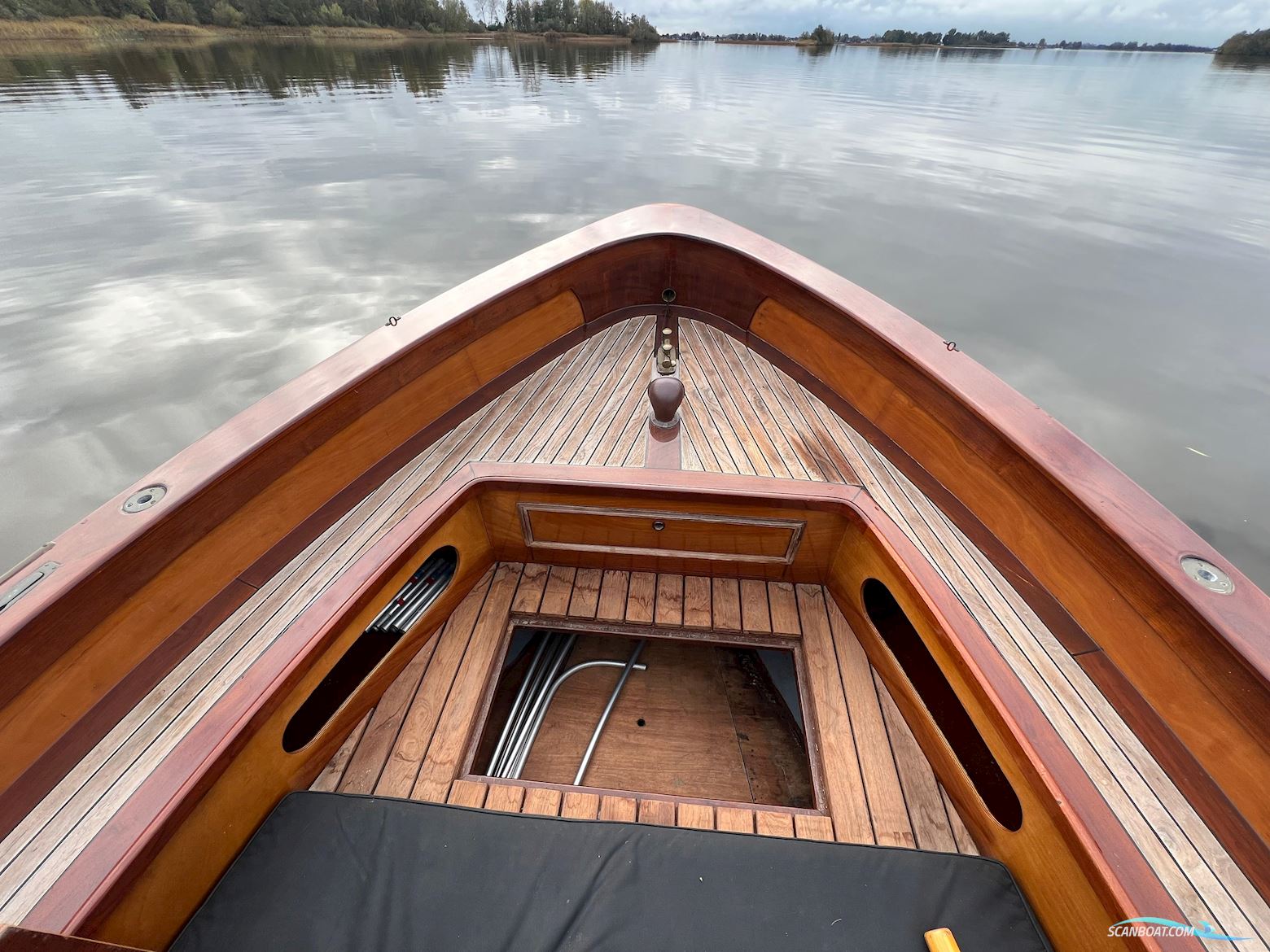 Reddingssloep Canmar Conquest