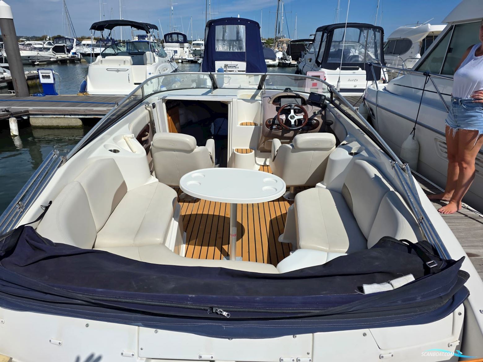 Regal 2450 Cuddy