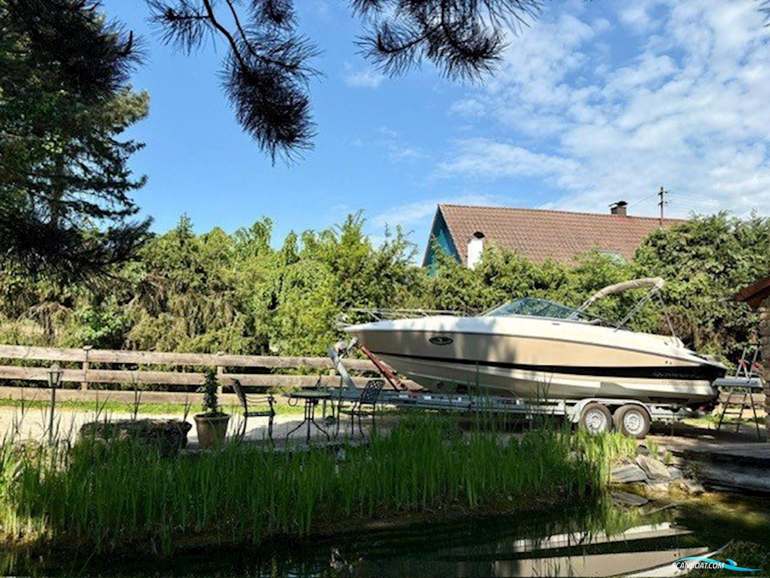 Regal 2550 Cuddy Motorboat 2011, with Mercruiser 350 Mag Mpi engine, Germany
