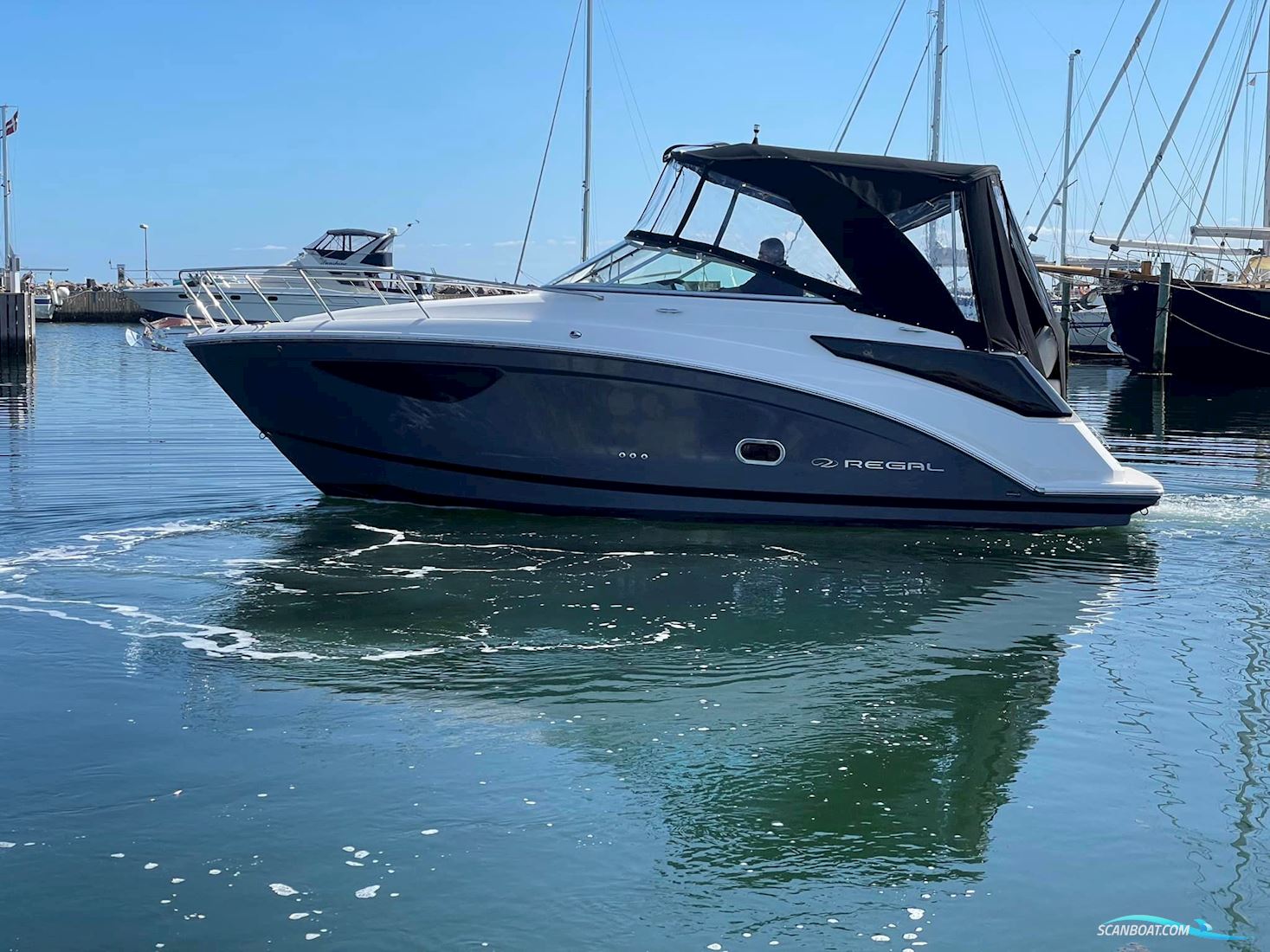 Regal 26 Expres Cruiser RESERVERET Motorboat 2021, with  Volvo Penta engine, Denmark