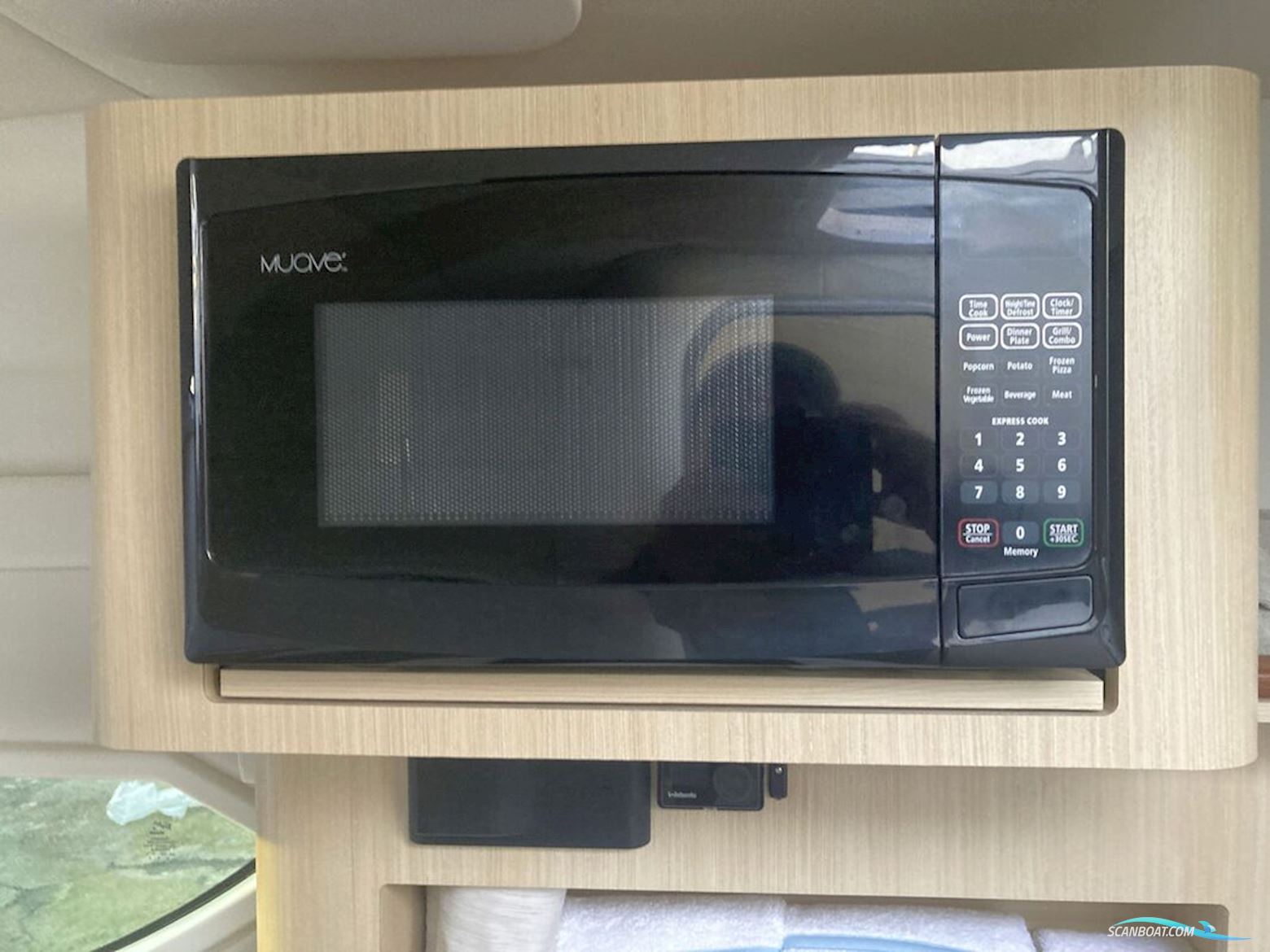 Regal 26 Express