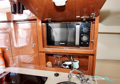 Regal 3060 Commodore Motorboat 2007, with Volvo Penta 5.7 Gxi DP engine, Finland