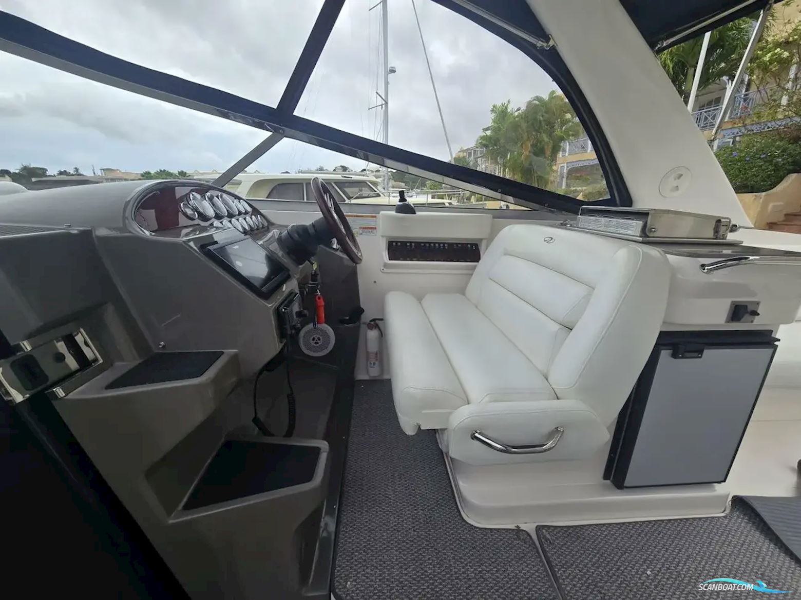 Regal 3360 Window Express