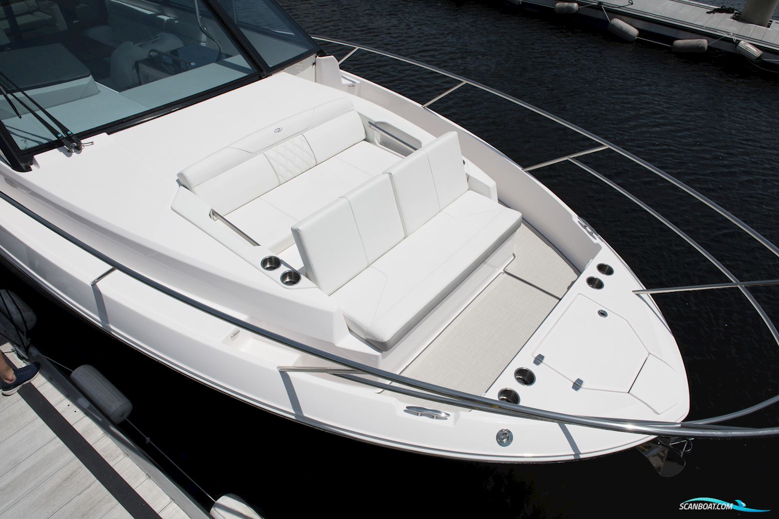 Regal 36 Grande Coupe