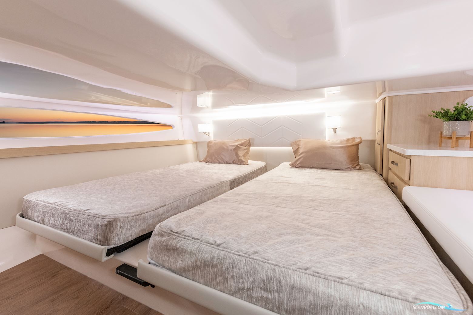 Regal 38 Grande Coupe