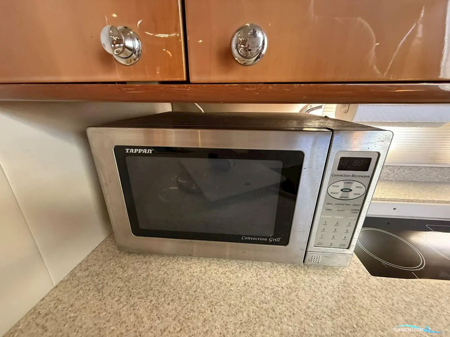 Regal 4460 Commodore