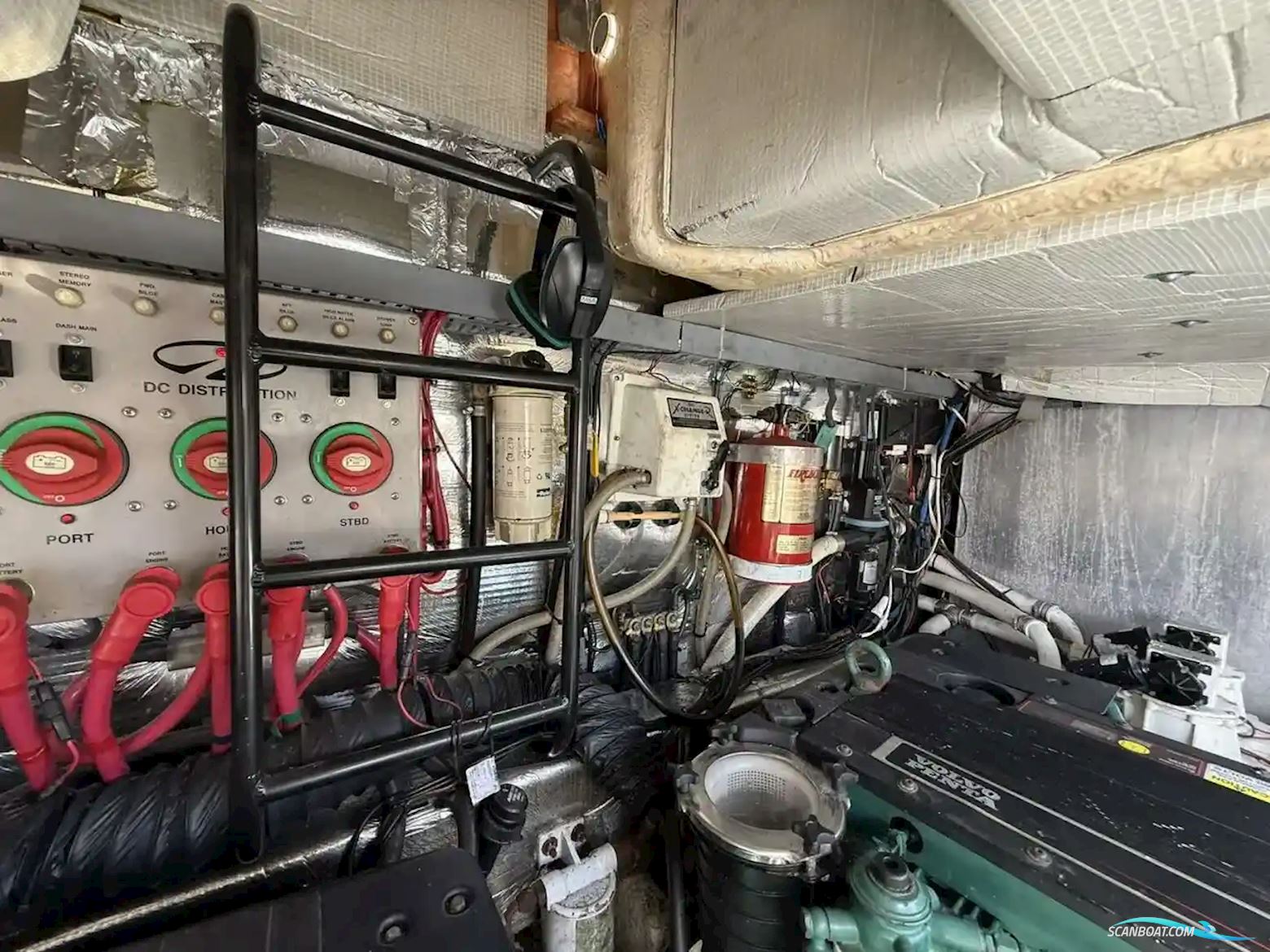 Regal 4460 Commodore