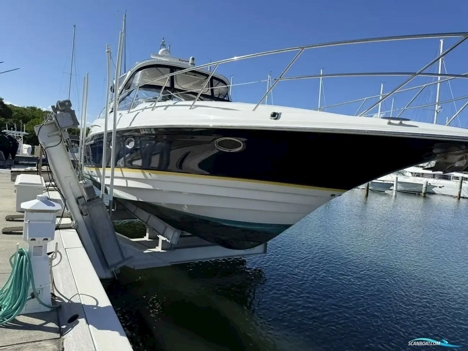 Regal 4460 Commodore