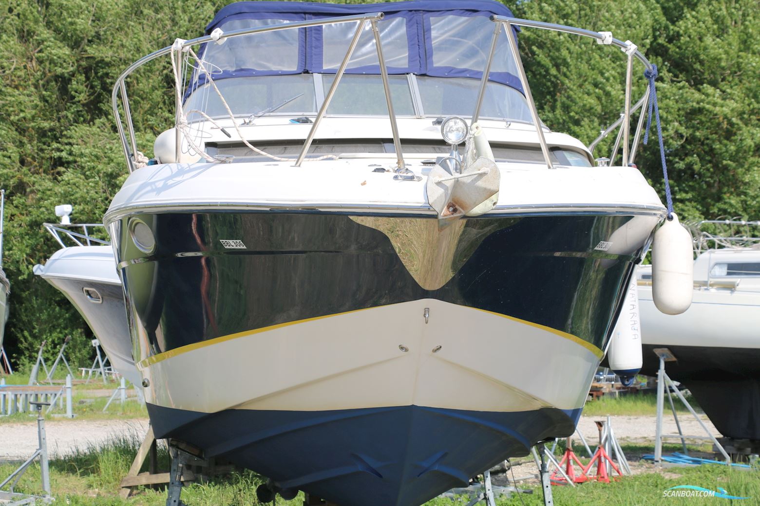 Regal Commodore 3060 Diesel Motorboat 2004, with Yanmar
 engine, Denmark