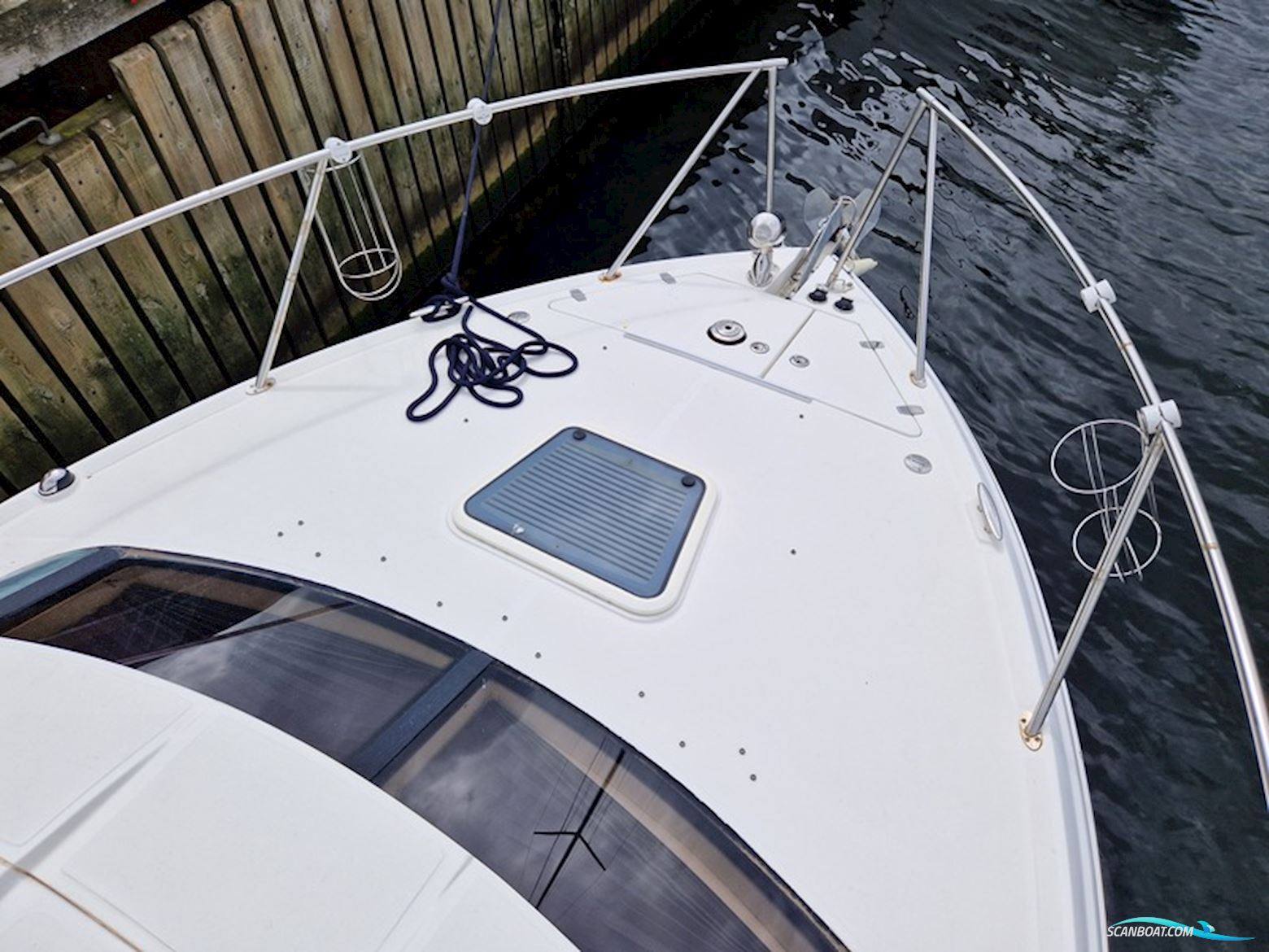 Regal Commodore 3060 DIESEL