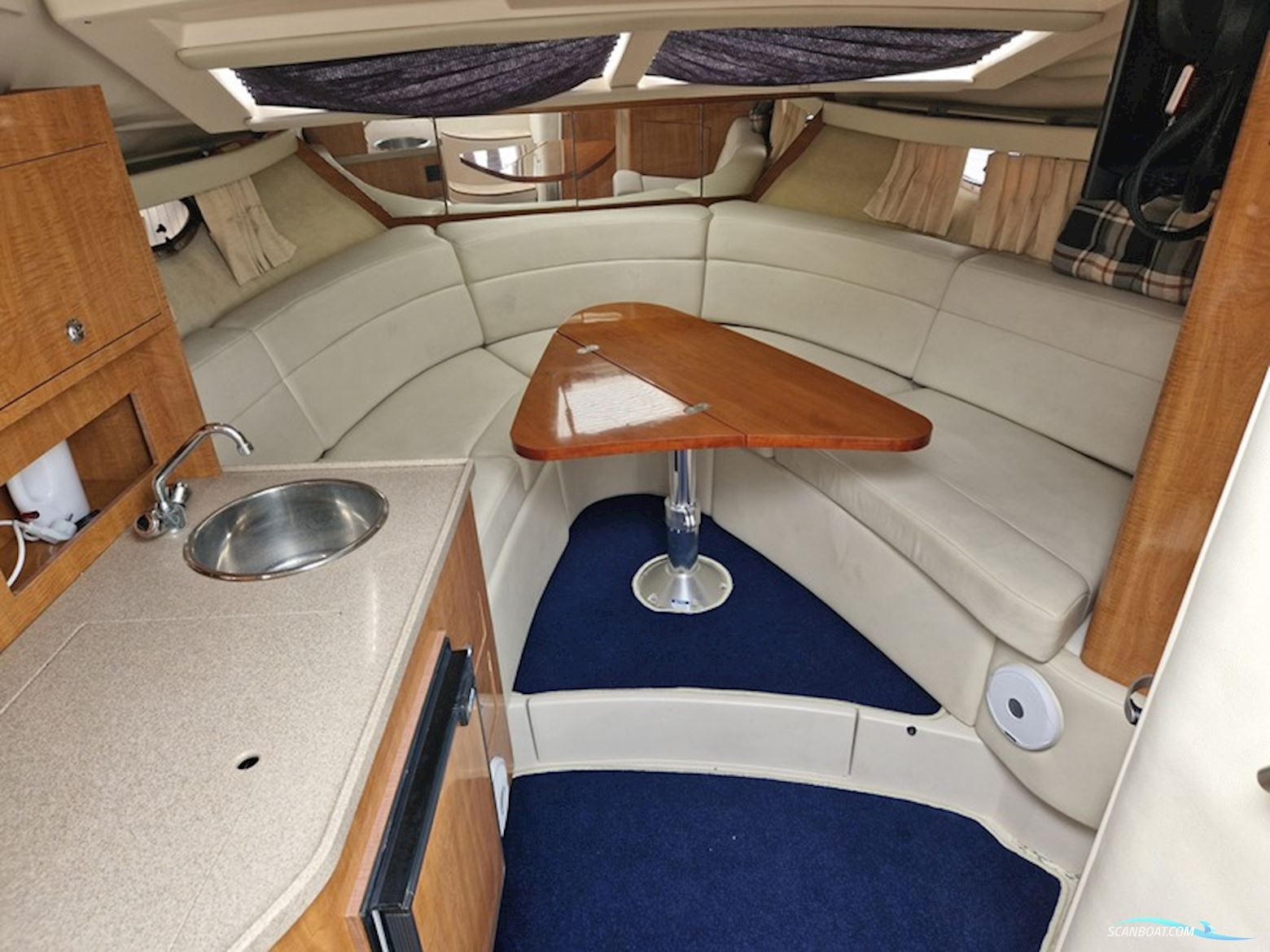 Regal Commodore 3060 DIESEL