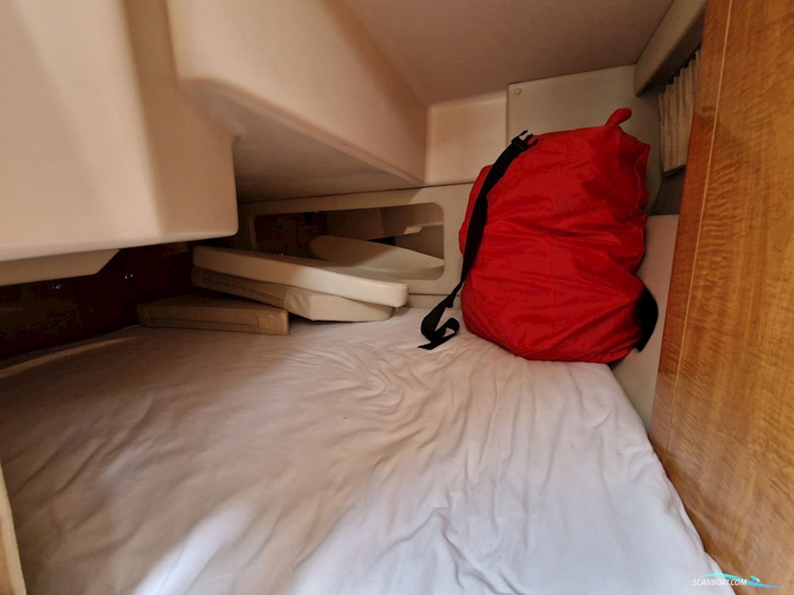 Regal Commodore 3060 DIESEL