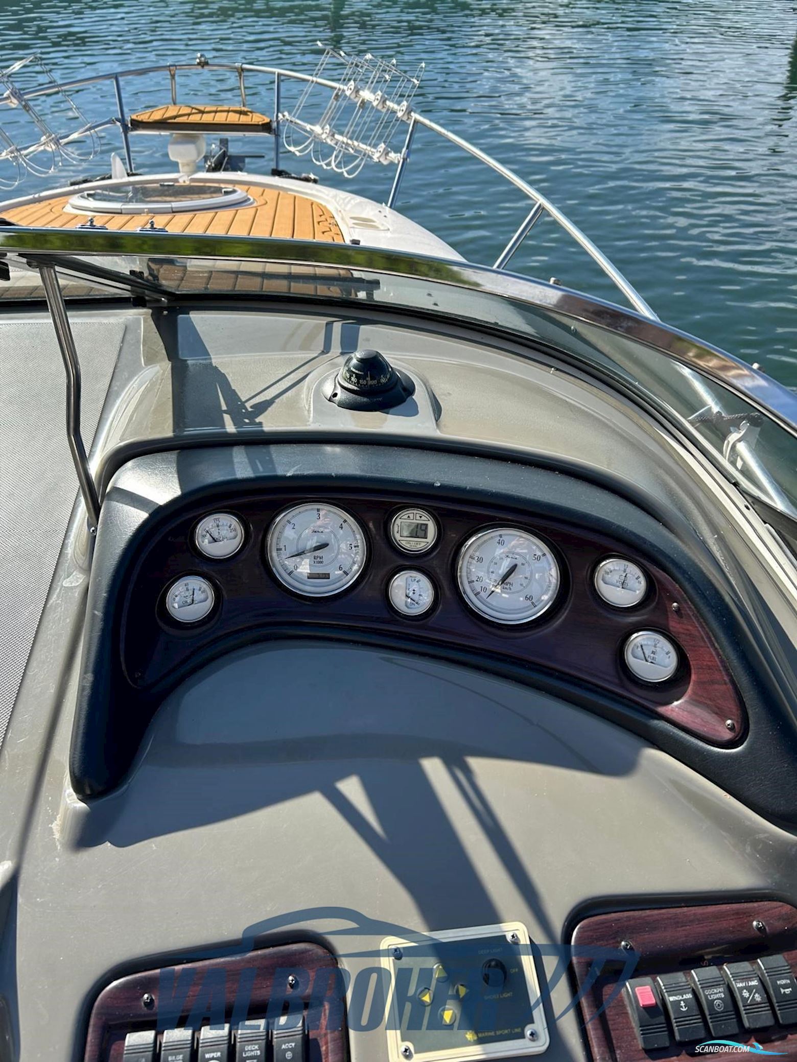 Regal Marine 2665