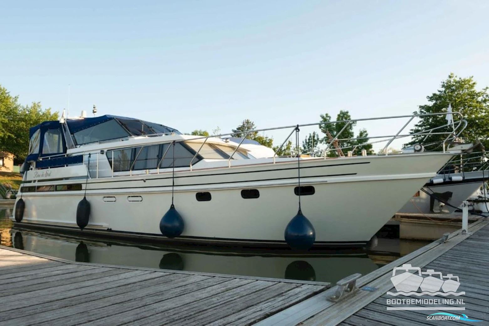 Reine du Sud Motorboat 1995, with volvo penta engine, Germany