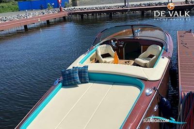 Retro Classic 8.3 Motorboat 2026, with Selectable engine, Germany