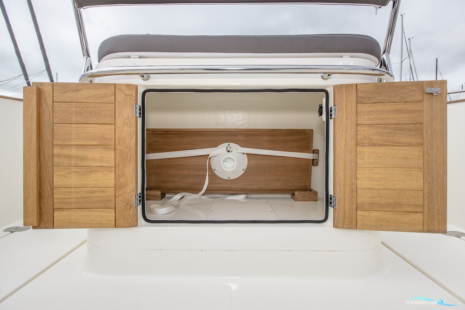Rhéa 27 Open