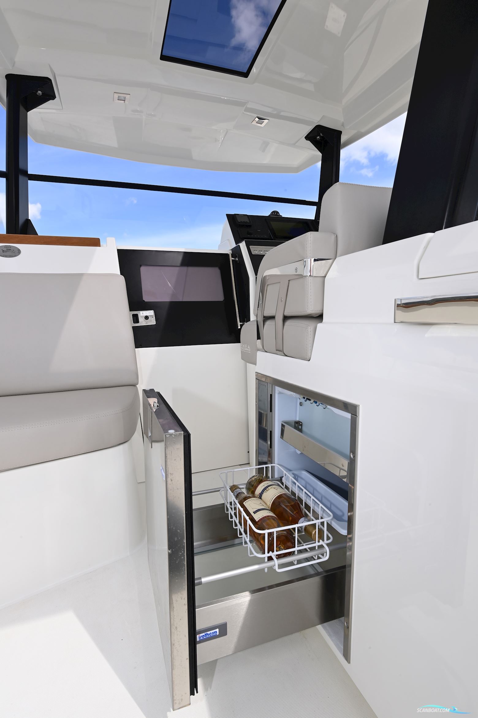 Rhéa 32 Open