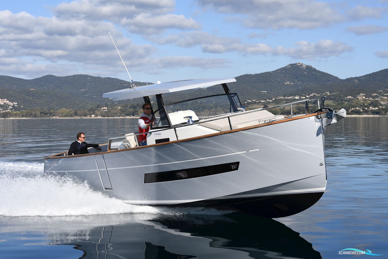 Rhéa 32 Open