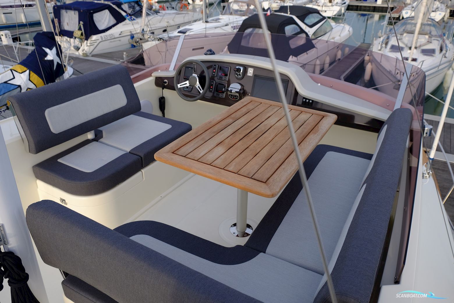 Rhéa 34 Trawler