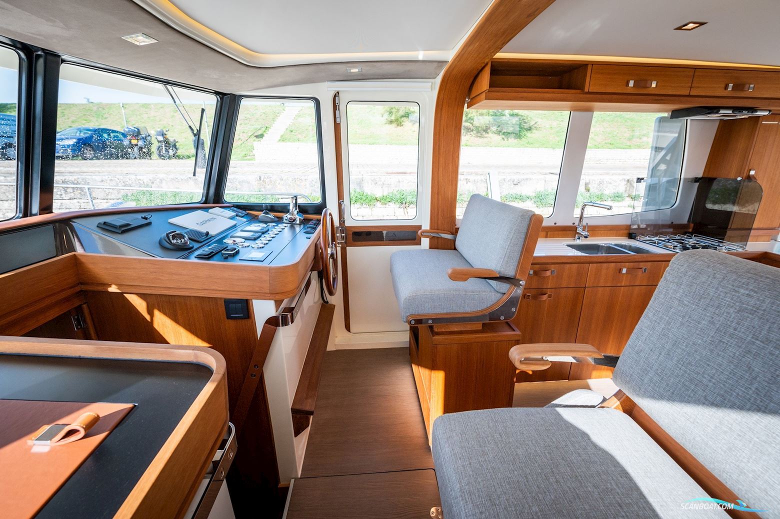 Rhéa 34 Trawler