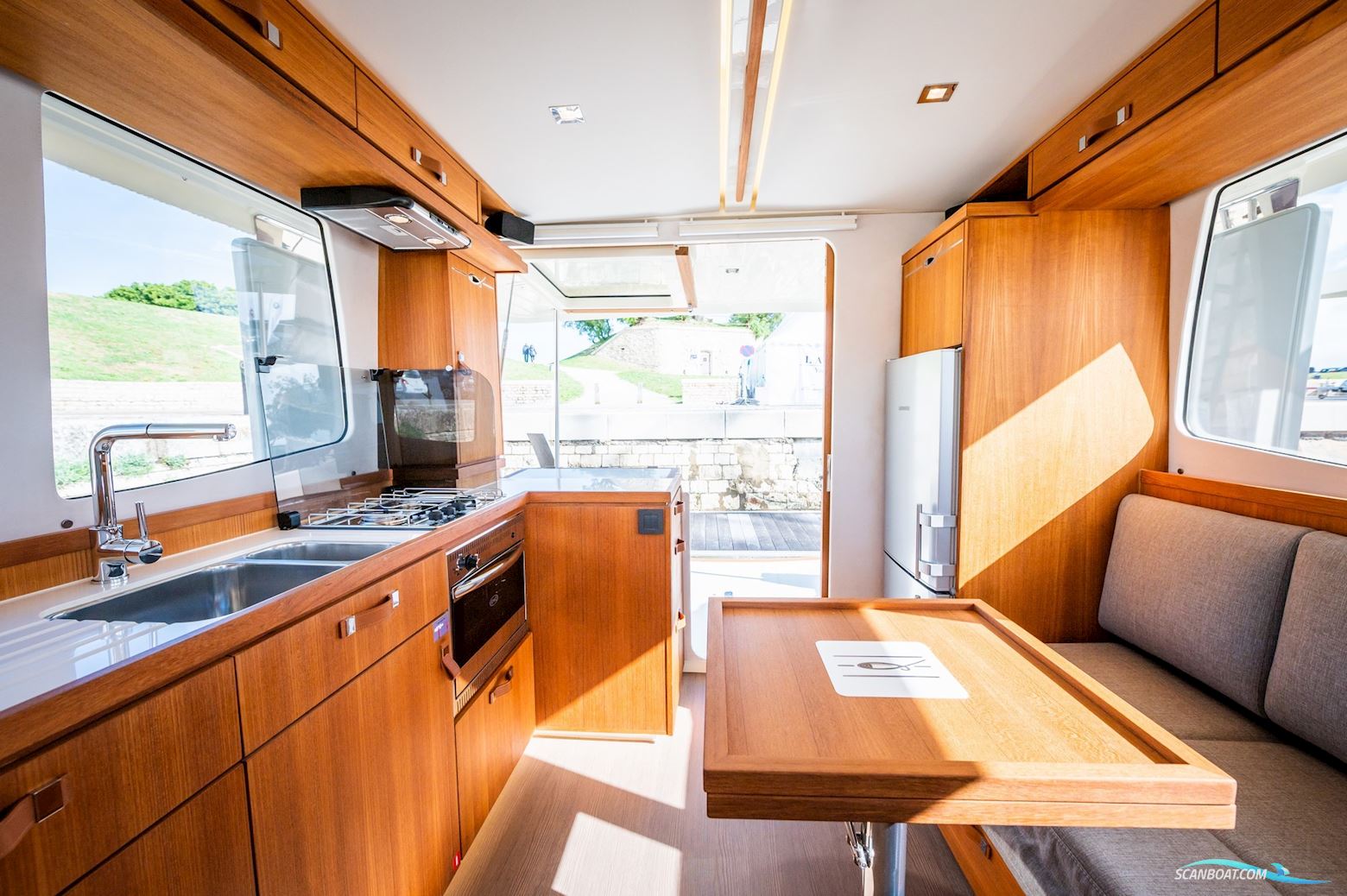 Rhéa 34 Trawler