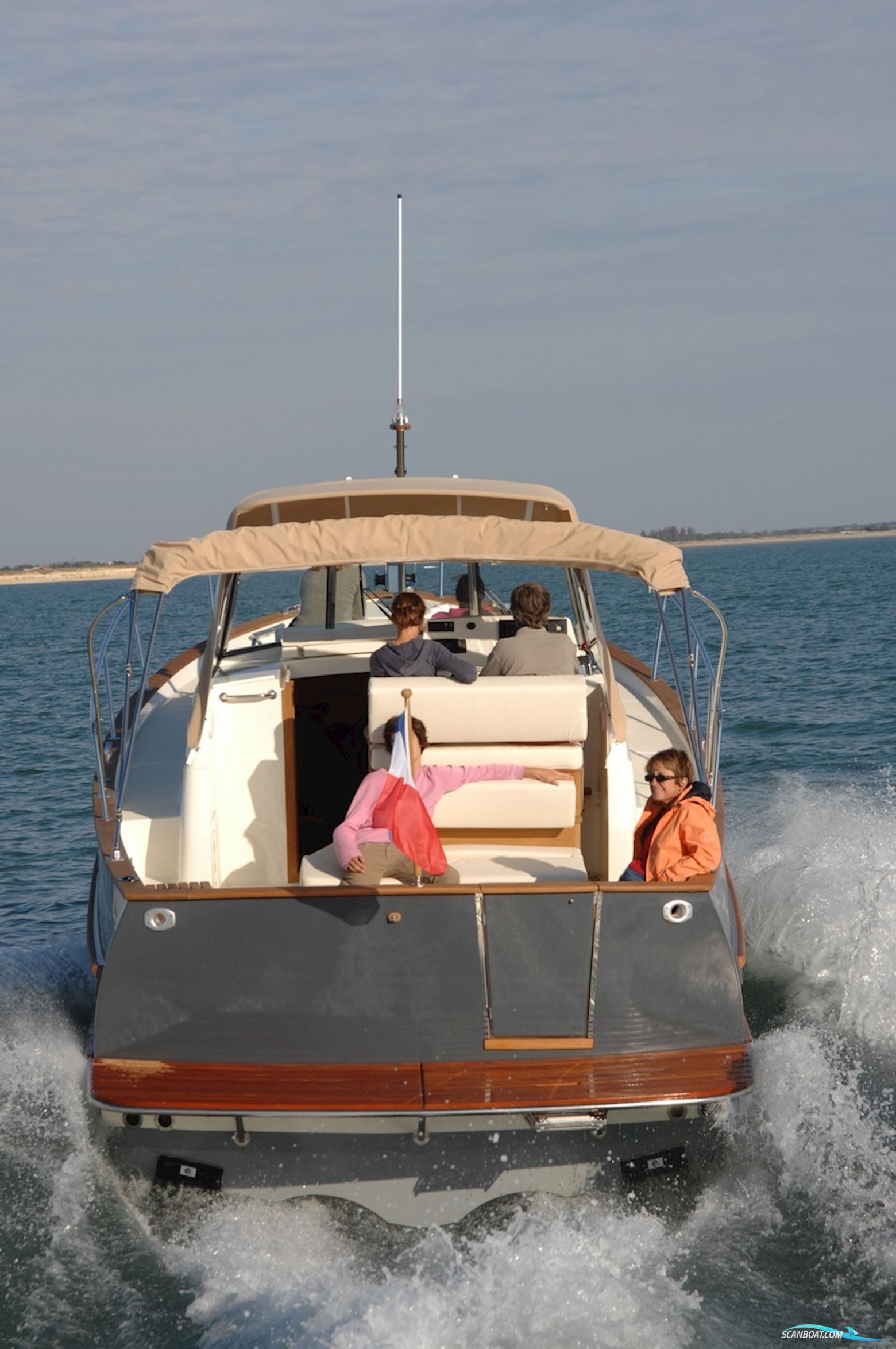 Rhéa 850 Open