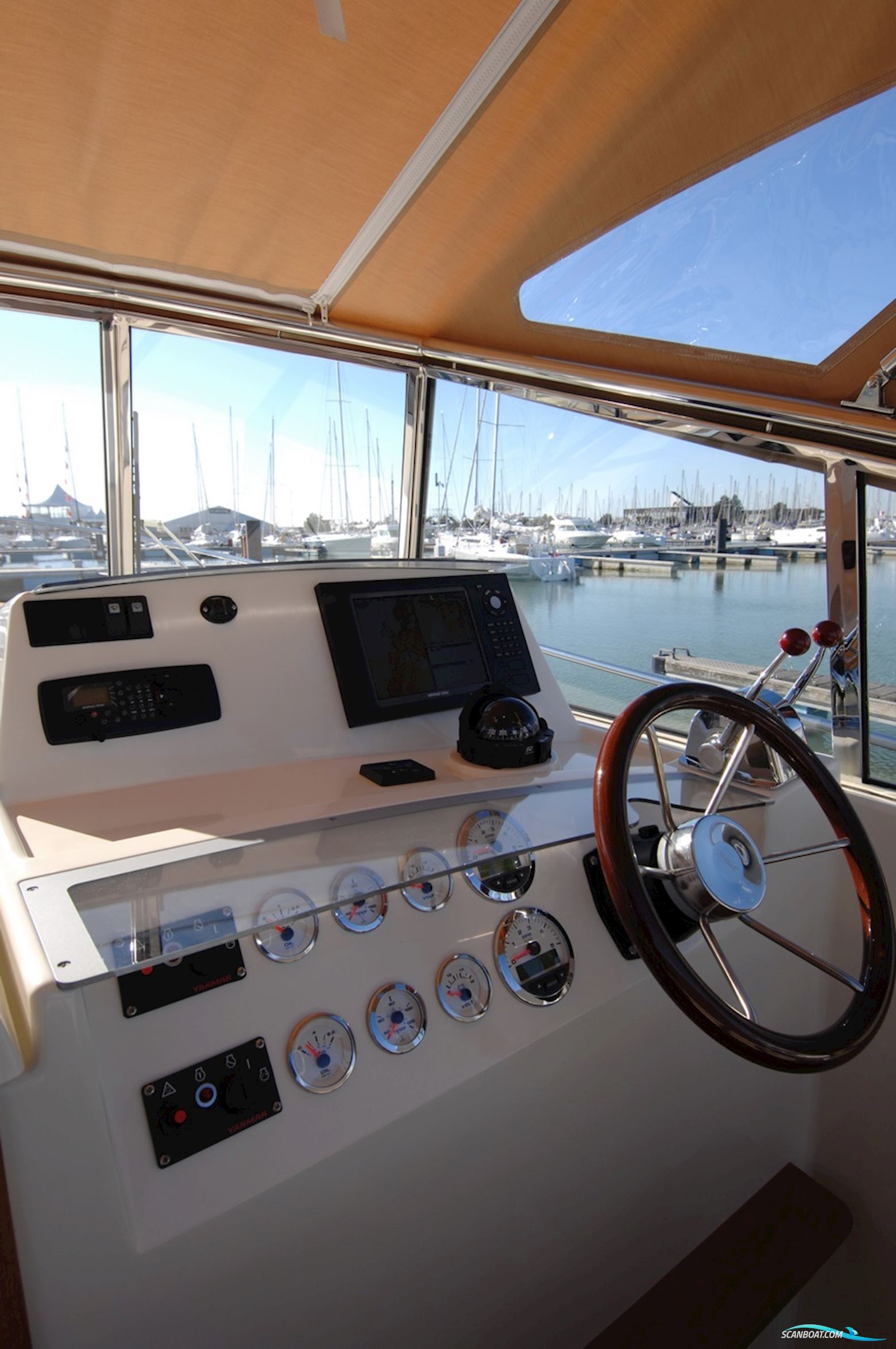 Rhéa 850 Open