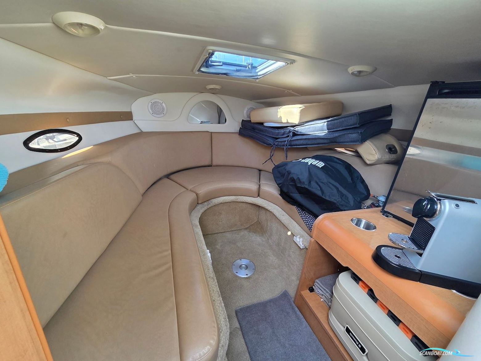 Rinker 230 Atlantic
