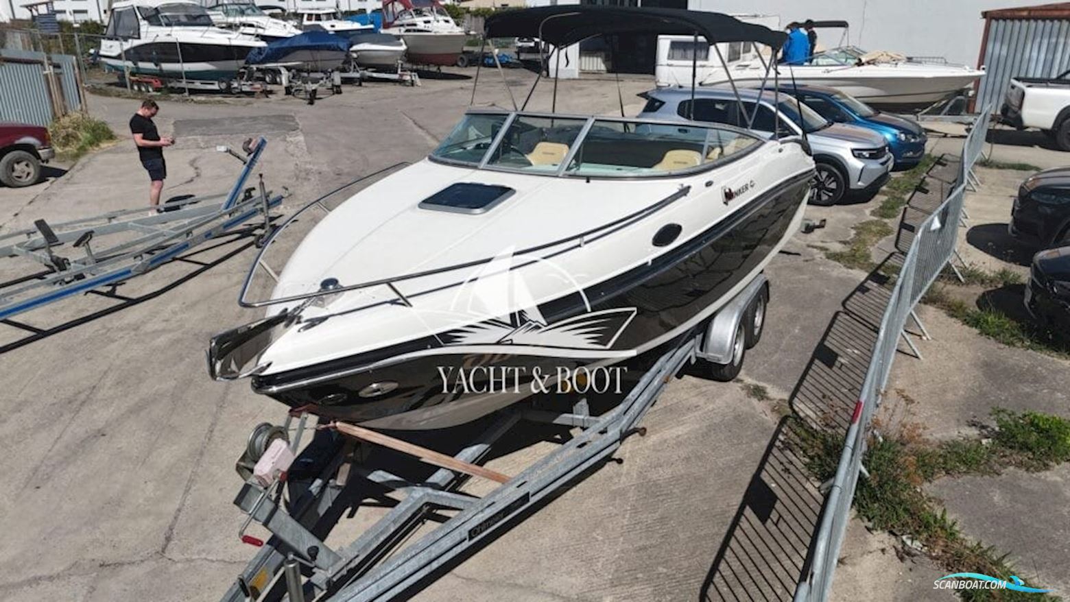 Rinker 246 Captiva CC