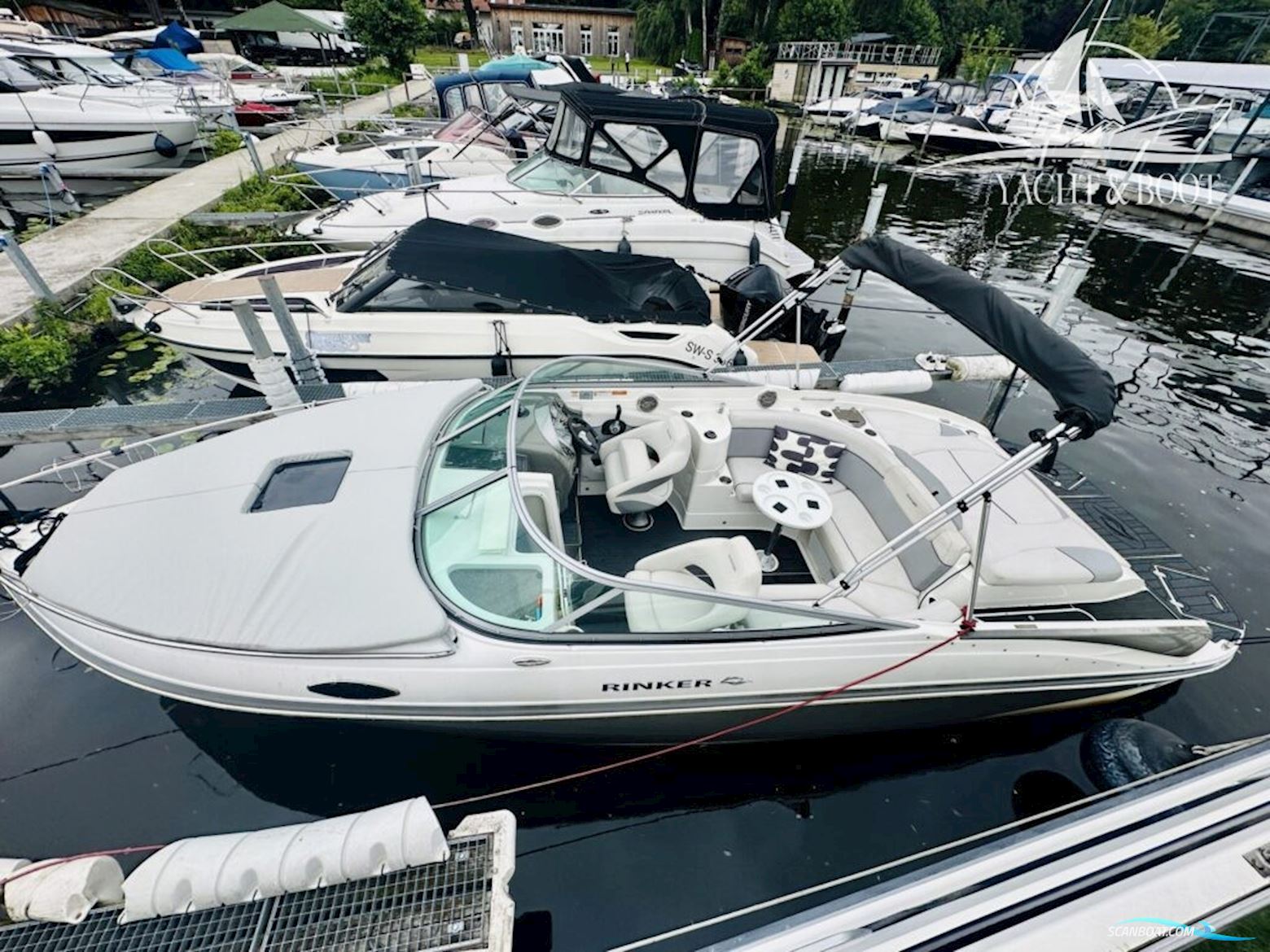 Rinker 246 Captiva Motorboat 2012, with Mercruiser engine, Germany