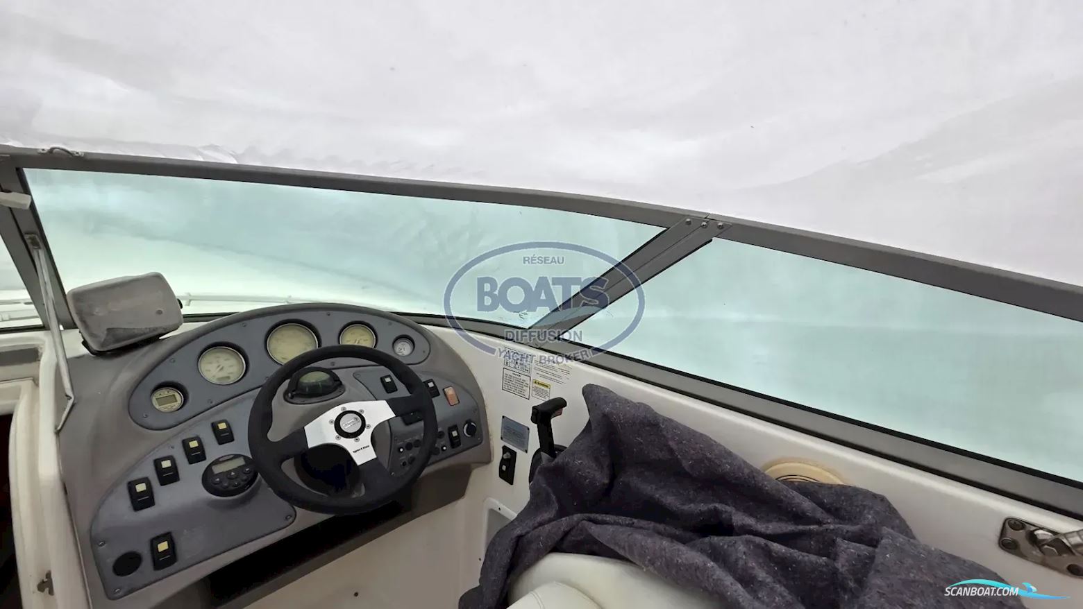 Rinker 262 Captiva Cuddy